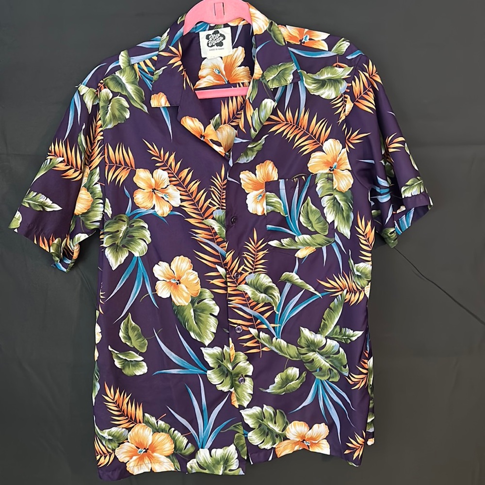 Hilo Hattie Hawaii men’s shirt size medium